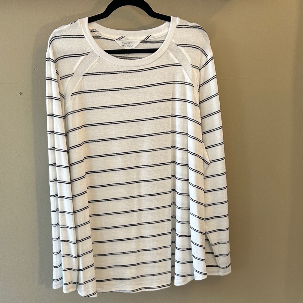 Market & Spruce Black and White Striped Long Sleeved Tee